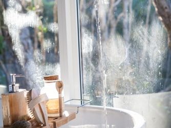 Ndihma Psikologjike në periudhën e viruseve- Manolita Hida